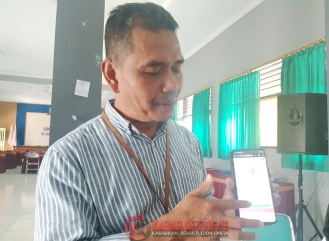 
					Guru Karanganyar Ciptakan Aplikasi “Save Eat Smandakara” untuk Cegah Keracunan Makanan MBG