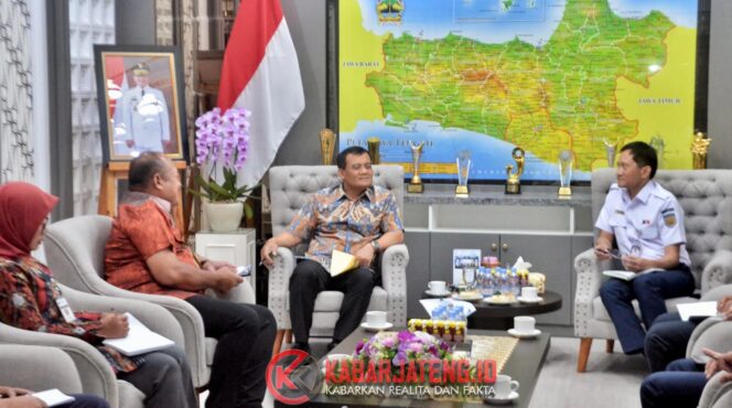 
					Pemprov Jateng dan PT KAI Kolaborasi Bangun Stasiun Batang untuk Dukung Logistik dan Transportasi Terpadu