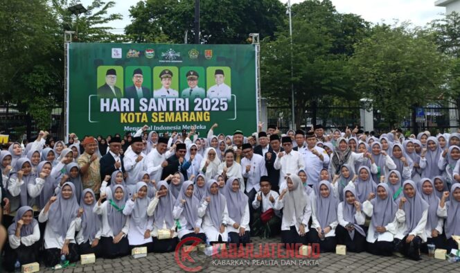 
					Peringatan HSN 2025, Wali Kota Agustina Dorong Penyelesaian Perda Santri
