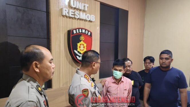 
					Resmob Polres Brebes Bekuk Pelaku Perampokan Toko Helm di Jatibarang
