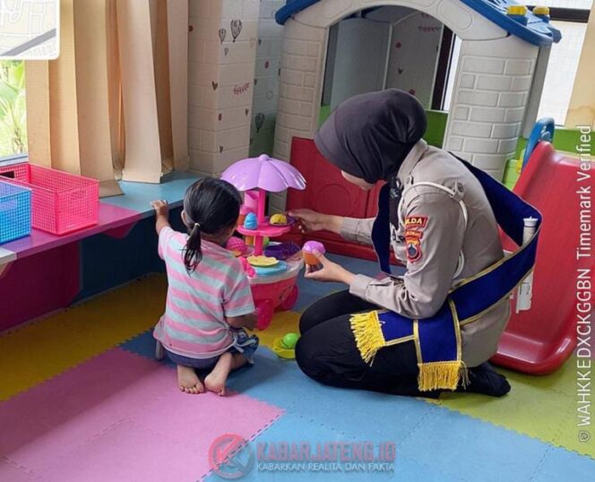 
					Samsat Kota Semarang 2 Hadirkan Pelayanan Ramah Anak 