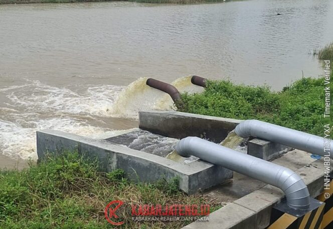 
					Pemkot Semarang Maksimalkan Operasi Pompa untuk Atasi Genangan Air