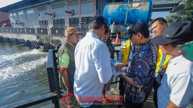 Pemprov Jateng Tambah 38 Pompa untuk Percepat Surutnya Banjir Kaligawe