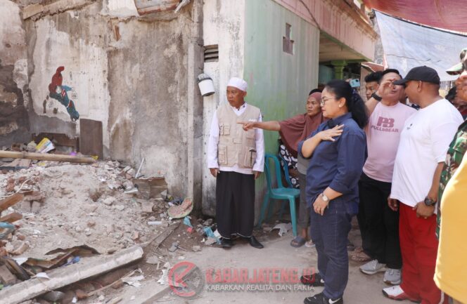Wali Kota Agustina Tinjau Rumah Roboh di Pedamaran, Pastikan Anak Korban Dapat Dukungan Pendidikan