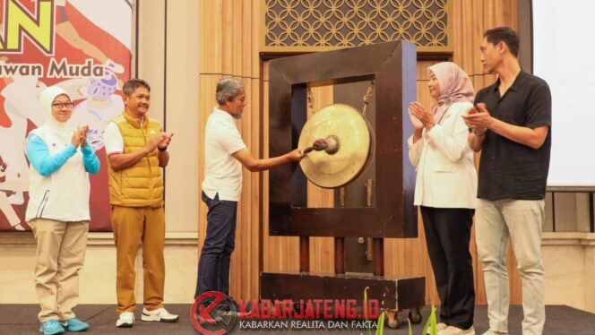 
					Sekda Jateng Resmi Buka Kejurnas Sentra Pembinaan Olahragawan Muda 2025