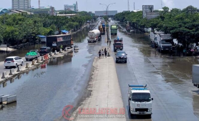 
					Sinergi Lintas Sektor Berbuah Hasil, Banjir di Semarang Mulai Surut