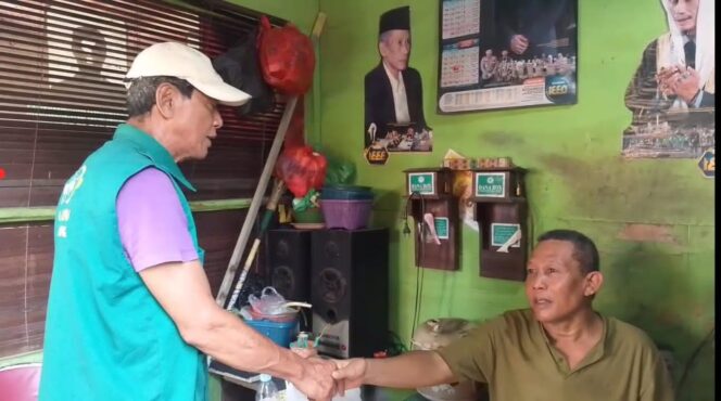 
					Terjebak Banjir Sembilan Hari, Penjaga WC Umum di Pasar Waru Bertahan Tanpa Logistik