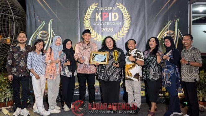 
					Radio USM Jaya Raih Tiga Penghargaan di Anugerah KPID Jateng 2025