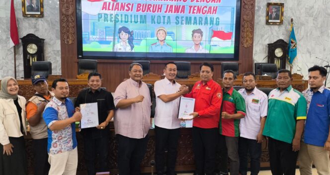 
					Ketua DPRD Kota Semarang Siap Tampung Aspirasi Buruh, Dorong Dialog Terbuka Soal UMK 2026