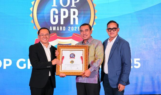 
					Dua Tahun Berturut-Turut Raih Top GPR Award, Kementerian ATR/BPN Kokohkan Komunikasi Publik yang Efektif