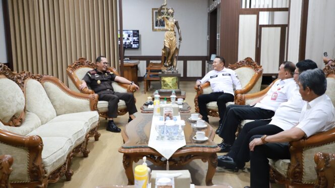 
					Kakanwil BPN Jateng Jalin Sinergi dengan Kejati untuk Perkuat Penegakan Hukum Bidang Pertanahan