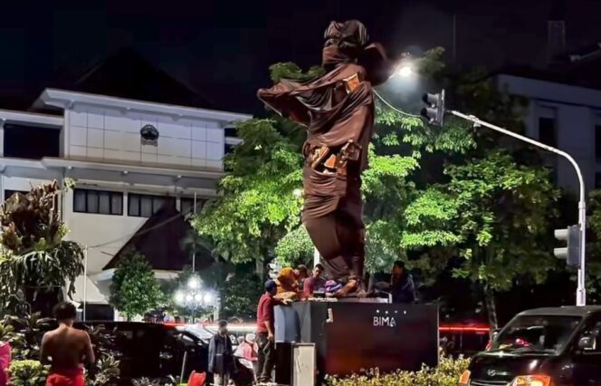 
					Patung Bima dan Srikandi Hiasi Jalan Pahlawan, Wujud Harmoni Budaya dan Inovasi Kota Semarang