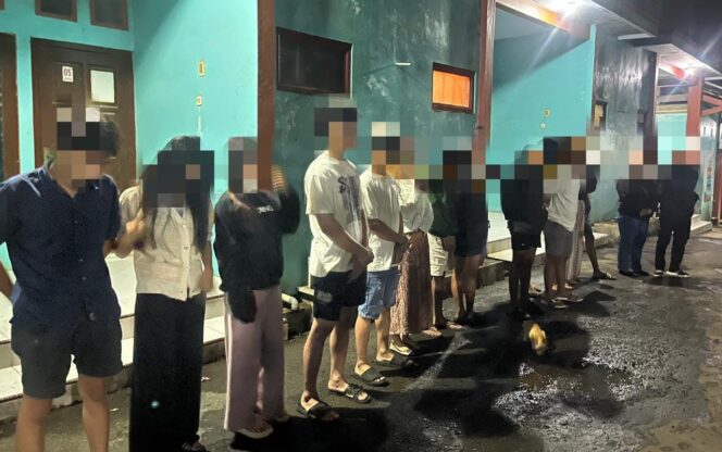 
					Polisi Razia Warung Remang-Remang dan Kos-Kosan di Jepara, Amankan Miras hingga Pasangan Non-Suami Istri