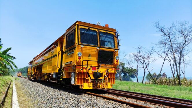 
					KAI Daop 4 Semarang Siagakan 34 Petugas Tambahan dan Material Darurat Jelang Natal dan Tahun Baru