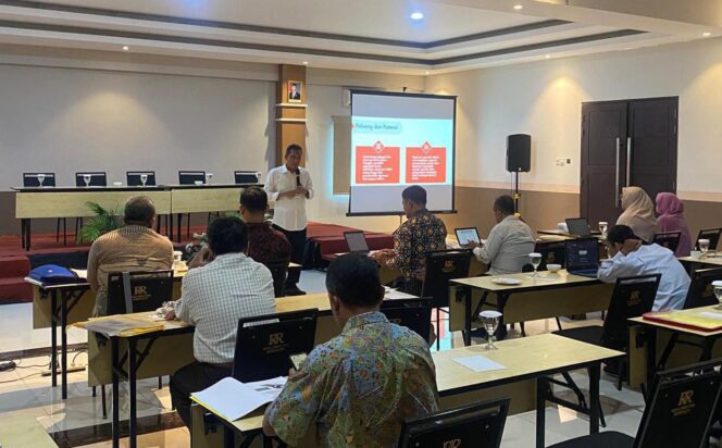 
					Penguatan Koperasi Syariah di Semarang: Suharsono Tekankan Perbaikan Manajemen dan Penguatan Regulasi