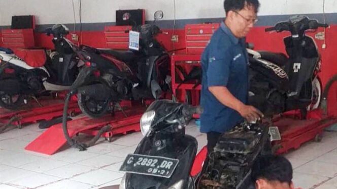 
					SMK Muhammadiyah 1 Bumiayu Buka Bengkel Gratis untuk Korban Banjir, Relawan Siaga 24 Jam