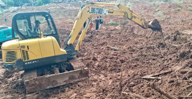 
					Pemprov Jateng Kerahkan Tambahan Alat Berat, Pencarian Korban Longsor Cibeunying Terkendala Cuaca Ekstrem
