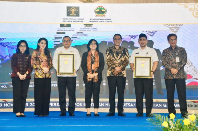 
					Pemprov Jawa Tengah Raih Rekor MURI atas Pembentukan Posbankum Desa/Kelurahan Terbanyak