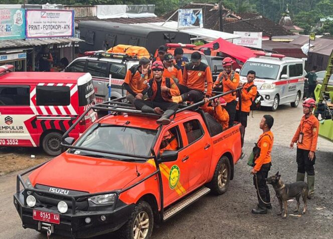 
					Hari ke-7 Operasi Longsor: Tim SAR Tingkatkan Pencarian, 18 Warga Masih Belum Ditemukan