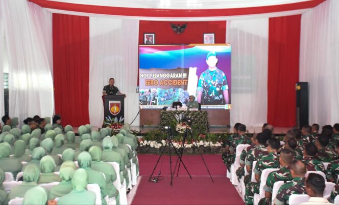 
					Pangdam IV/Diponegoro Tekankan Disiplin, Nol Pelanggaran, dan Zero Accident Saat Kunker di Kodim Rembang