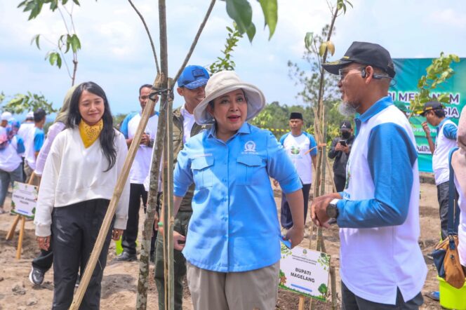 
					Sekda Jateng Tanam 650 Bibit Pohon, Resmi Memulai Pemulihan Ekosistem Taman Nasional Gunung Merapi
