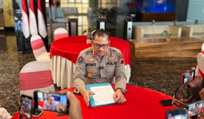 
					Aksi Dramatis Polisi Pekalongan Hadapi Perlawanan Bersenjata Saat Gerebek Pengedar Psikotropika