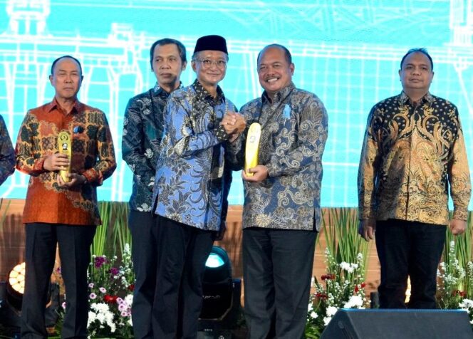 
					Pemprov Jawa Tengah Raih Peringkat II Nasional di Ajang Sutami Award 2025