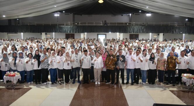 
					ASN Pemkot Semarang Bergerak Bersama, Galang Bantuan untuk Korban Bencana di Aceh, Sumut, dan Sumbar