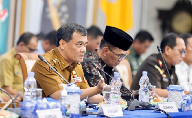 
					Gubernur Ahmad Luthfi Instruksikan Pembentukan Satgas Tambang Gunung Slamet