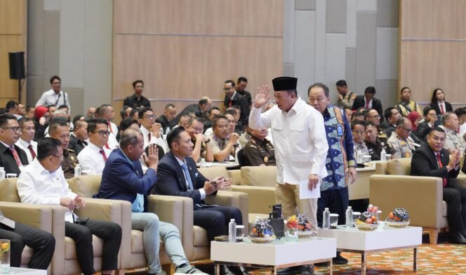 
					Menteri Nusron Soroti Pola Baru Mafia Tanah: Ingatkan Aparat dan Pegawai ATR/BPN untuk Tetap Bersih