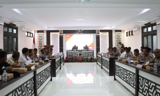 
					Polda Jateng Gelar Pelatihan Manajemen Penanggulangan Bencana di Seluruh Jajaran