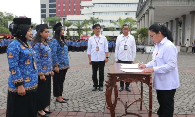 
					Wali Kota Agustina Angkat 2.354 PPPK Paruh Waktu, Perkuat Layanan Publik Kota Semarang