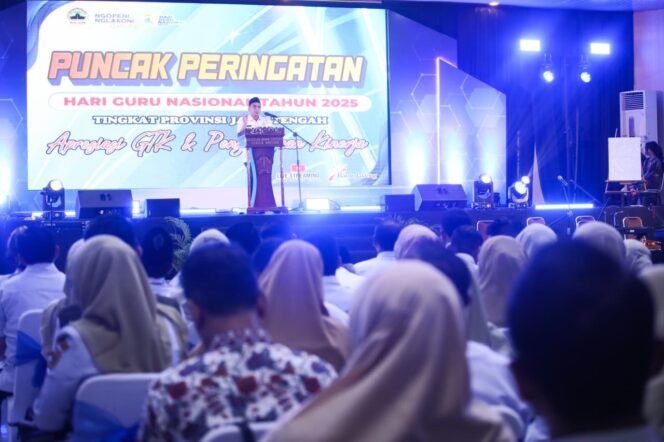 
					Wagub Jateng: Guru Harus Bergerak Cepat Mengikuti Perkembangan Teknologi