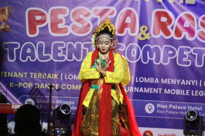 
					Festival Pesta Rasa & Talent Competition 2025 Resmi Dibuka, Wali Kota Tegal Dorong Kreativitas dan Ekonomi Lokal