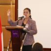Wali Kota Semarang, Agustina Wilujeng saat menghadiri Afternoon Tea bersama para pengurus Dekranasda Kota Semarang di Hotel Quest, Jumat (12/9) | foto: Humas Pemkot