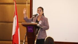 Wali Kota Semarang, Agustina Wilujeng saat menghadiri Afternoon Tea bersama para pengurus Dekranasda Kota Semarang di Hotel Quest, Jumat (12/9) | foto: Humas Pemkot