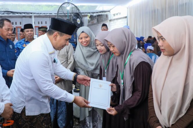 
					Pemprov Jateng Kucurkan Lebih dari Rp1 Miliar untuk Penghafal Al-Qur’an Sepanjang 2025