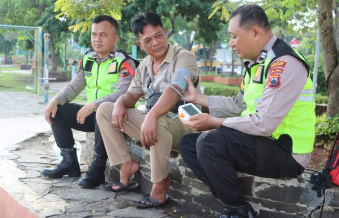 
					Si Dokkes Polres Demak Gelar Layanan Kesehatan Gratis, Dukung Kelancaran Nataru 2025
