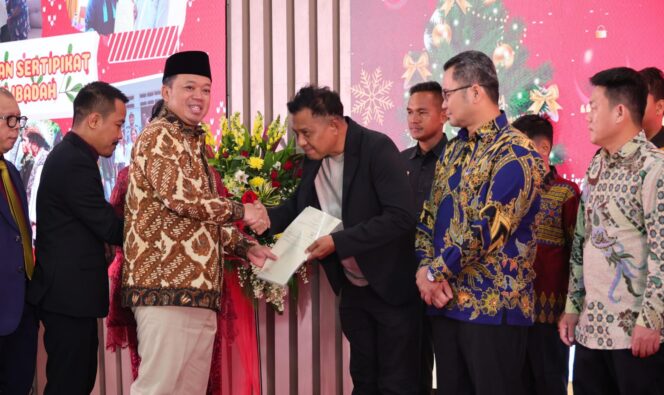 
					Menteri Nusron Buka Ibadah dan Perayaan Natal 2025 ATR/BPN, Tekankan Nilai Kemanusiaan sebagai Fondasi Pelayanan