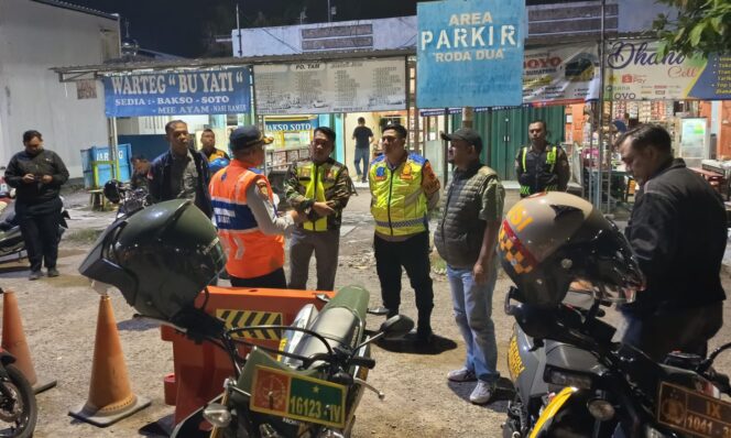 
					Dandim Pemalang dan Forkopimda Gelar Patroli Bersama, Pastikan Situasi Natal 2025 & Jelang Tahun Baru 2026 Aman