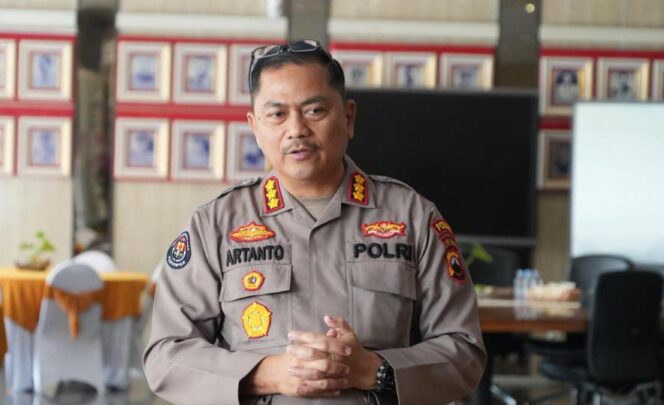 
					Polda Jateng Sampaikan Apresiasi Perayaan Natal 2025 Berjalan Lancar, Aman dan Penuh Toleransi