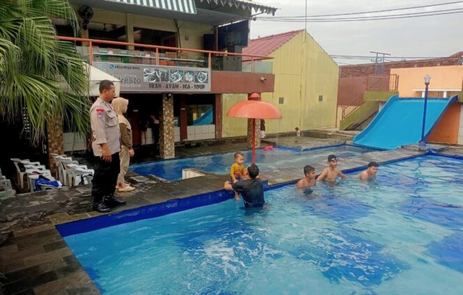 
					Polres Demak Perkuat Pengamanan Objek Wisata Selama Libur Natal dan Tahun Baru