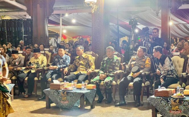 
					Forkopimda Jepara Hadiri Perayaan Natal, Toleransi dan Kerukunan Masyarakat Terjaga