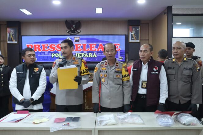 
					Polres Jepara Gagalkan Peredaran Sabu Hampir 1 Kilogram Menjelang Tahun Baru 2026