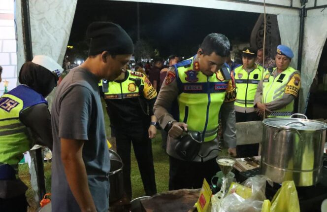 
					Polres Jepara Sajikan Ribuan Kopi Gratis untuk Hangatkan Pengamanan Malam Tahun Baru 2026