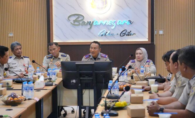 
					Dorong Zero Tunggakan, Kakanwil BPN Jateng Tinjau Langsung Layanan Pertanahan di Banjarnegara