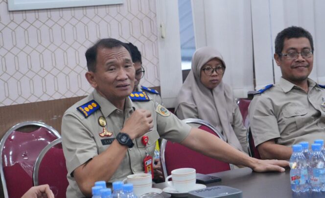 
					Dorong Percepatan Layanan Pertanahan, Kakanwil BPN Jateng Lakukan Monev di Temanggung