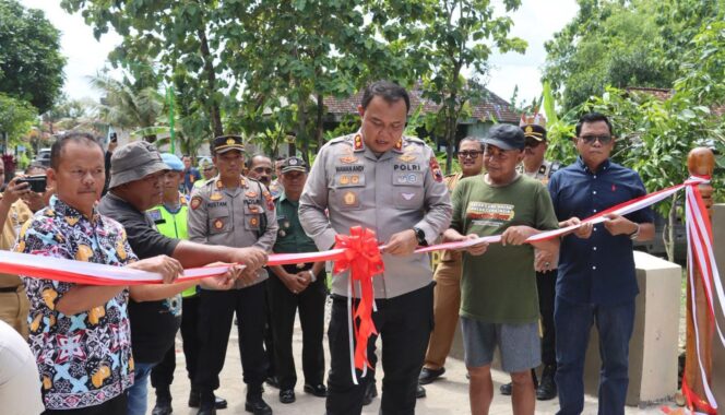 
					Kapolres Blora Resmikan Jembatan Presisi Bangkle, Hasil Kolaborasi Polri dan Warga