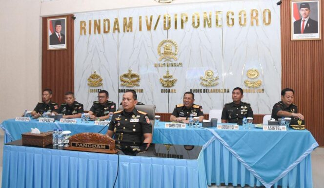 
					Pangdam IV/Diponegoro Hadiri Panen Raya Nasional dan Pengumuman Swasembada Pangan 2025 Secara Daring