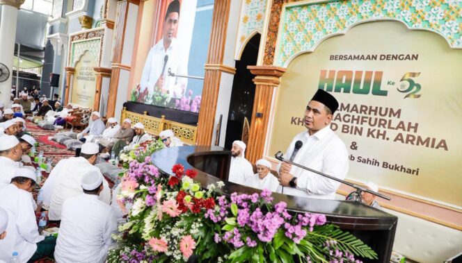 
					Hadiri Peringatan Isra Mikraj di Tegal, Wagub Taj Yasin Tekankan Pentingnya Doa Ulama untuk Pemerintahan Jateng